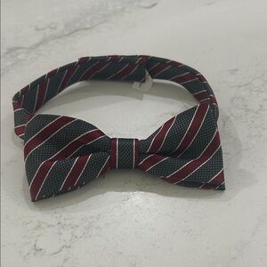 Classic Striped Kids Bow Tie - Burgundy and Gray